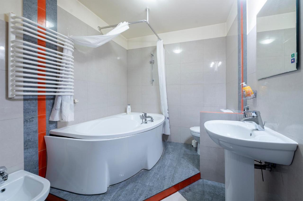 Essence Of Lodz-145M!Central-Secured-Comfy18Ppl!&Freeparking Exterior foto